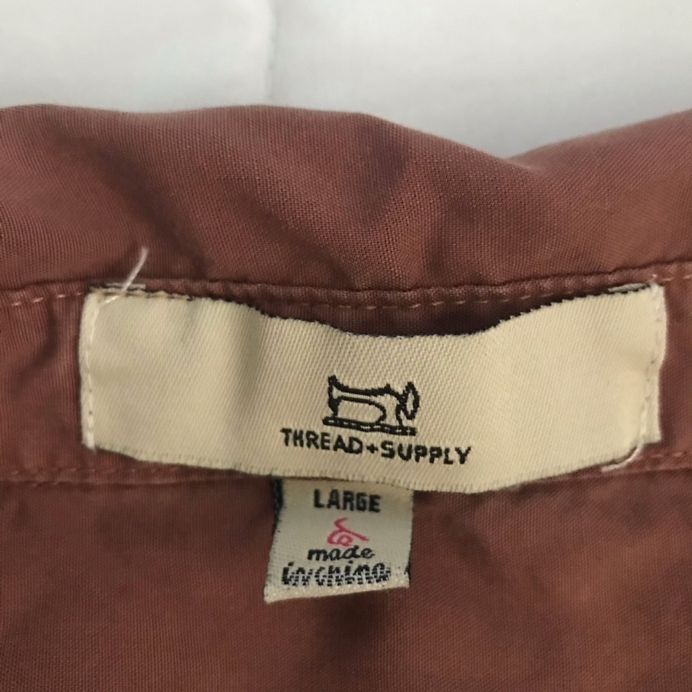 Button down - Picture 2 of 4